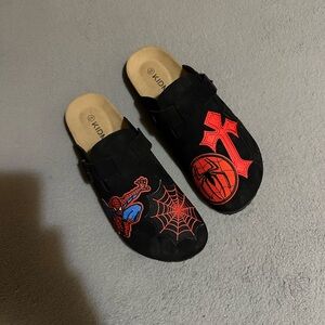Custom Spider Patch Clogs – Black & Red Limited Edition (Any Size Available)